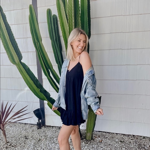 ⚡️Meet your Posher, Dani⚡️ - Picture 2 of 4